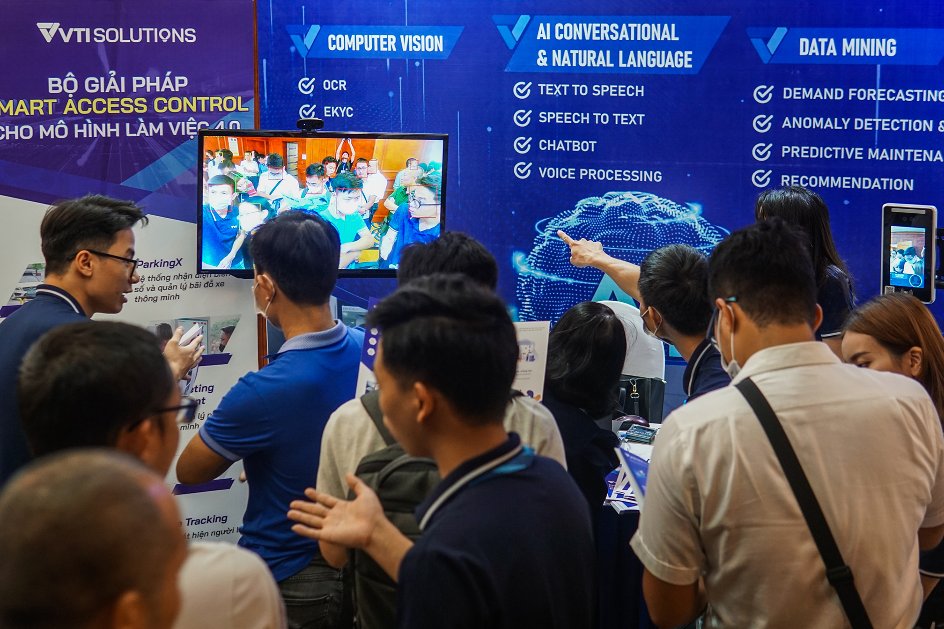 VTI Solutions giới thiệu các giải pháp và dịch vụ AI tại sự kiện AI4VN (Ảnh: VNExpress)